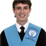 Puedo ayudar a estudiar Historia y otras asignaturas. Tengo experiencia como profesor particular en varias edades.